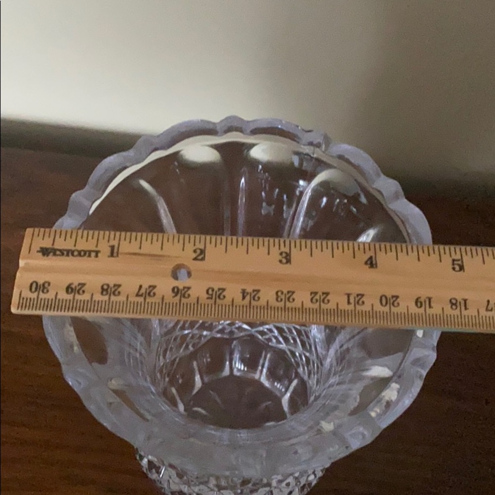 Crystal vase 🏺 - Picture 3 of 5